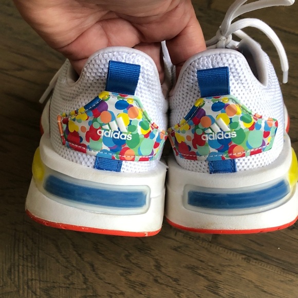 Adidas Cloudfoam Kids White Sneakers with Blue and Red Accents Sz 2.5 Like New - Picture 5 of 7